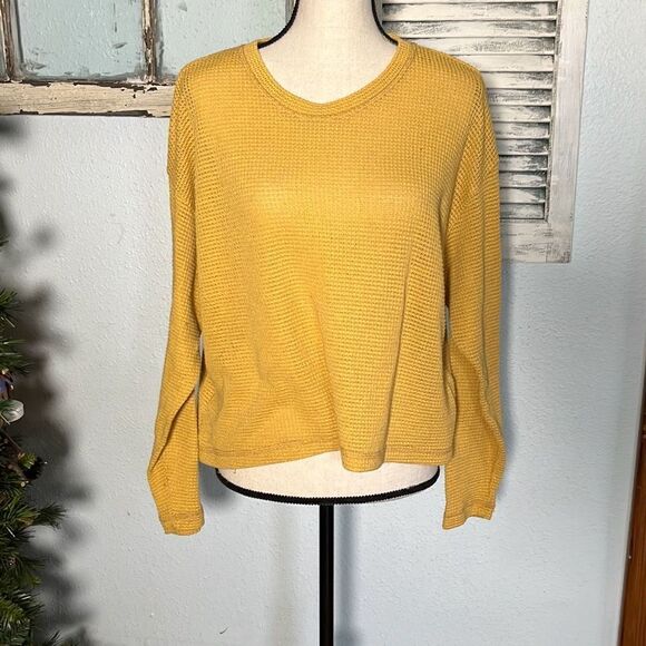 Cute Yellow Knit Sweeter by Stargazer - Picture 1 of 8